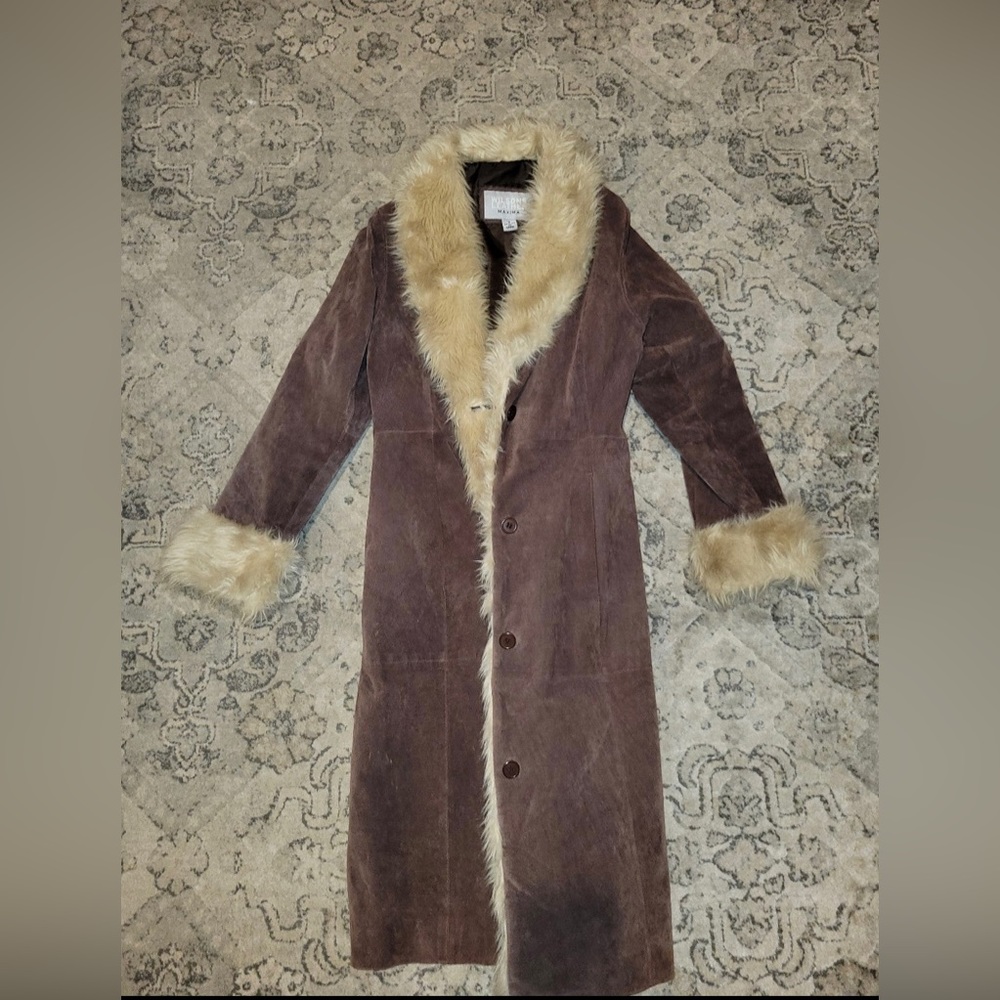 Wilson’s leather maxima brown leather coat with faux fur size medium